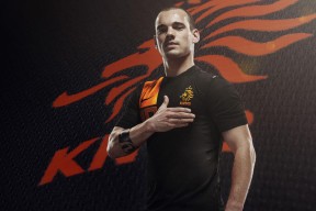 FIFA世界杯2026-王者归来！姆巴佩回归首秀惊艳全场，加拿大观众倒戈欢呼
